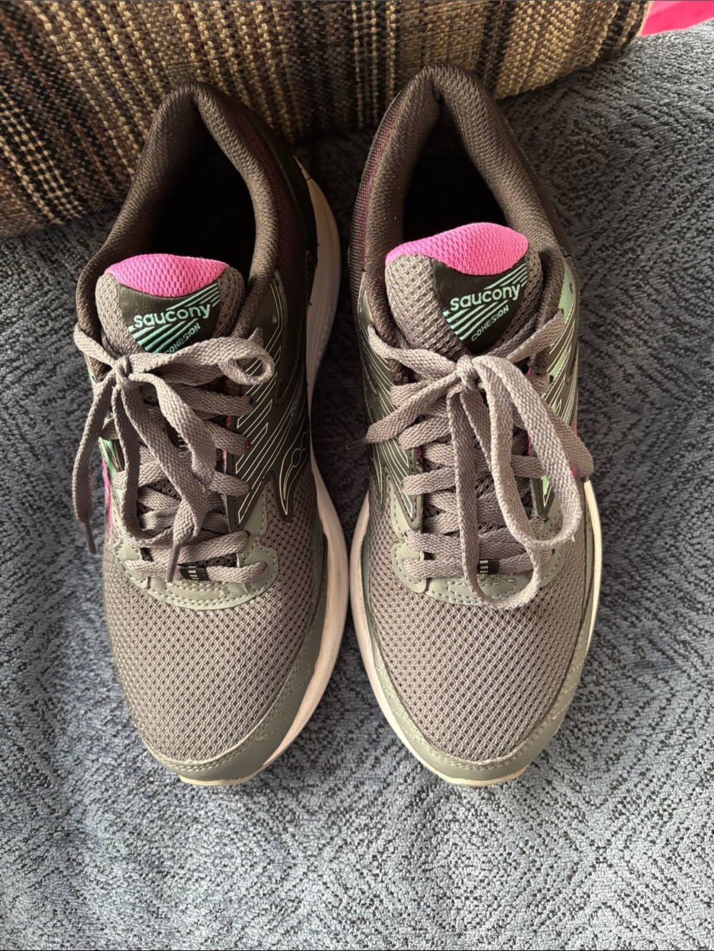 Saucony Women's Dark Gray Running Sneakers with Pink and Teal Accents - Picture 2 of 6